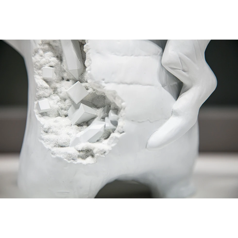 <a href="https://www.ueshima-collection.com/artist-list/7" style="color:inherit">DANIEL ARSHAM</a>:BLUE CRYSTALIZED PIKACHU
