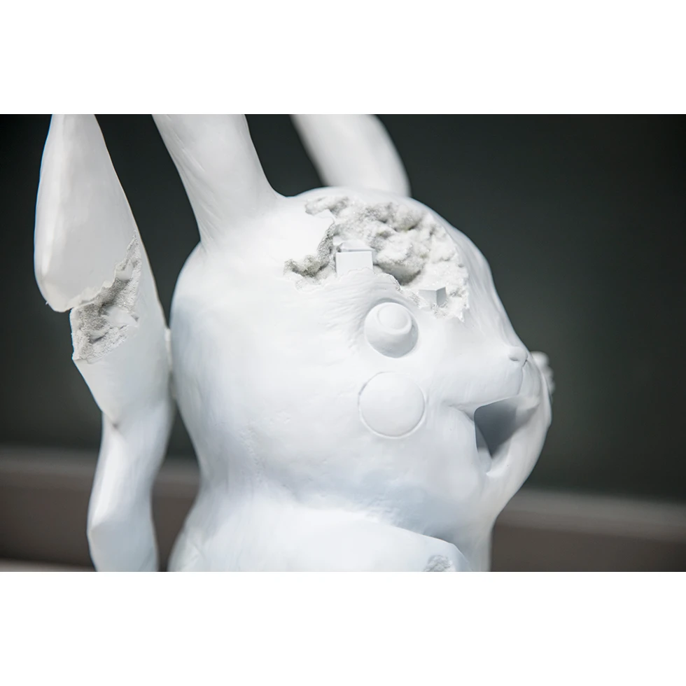 <a href="https://www.ueshima-collection.com/artist-list/7" style="color:inherit">DANIEL ARSHAM</a>:BLUE CRYSTALIZED PIKACHU