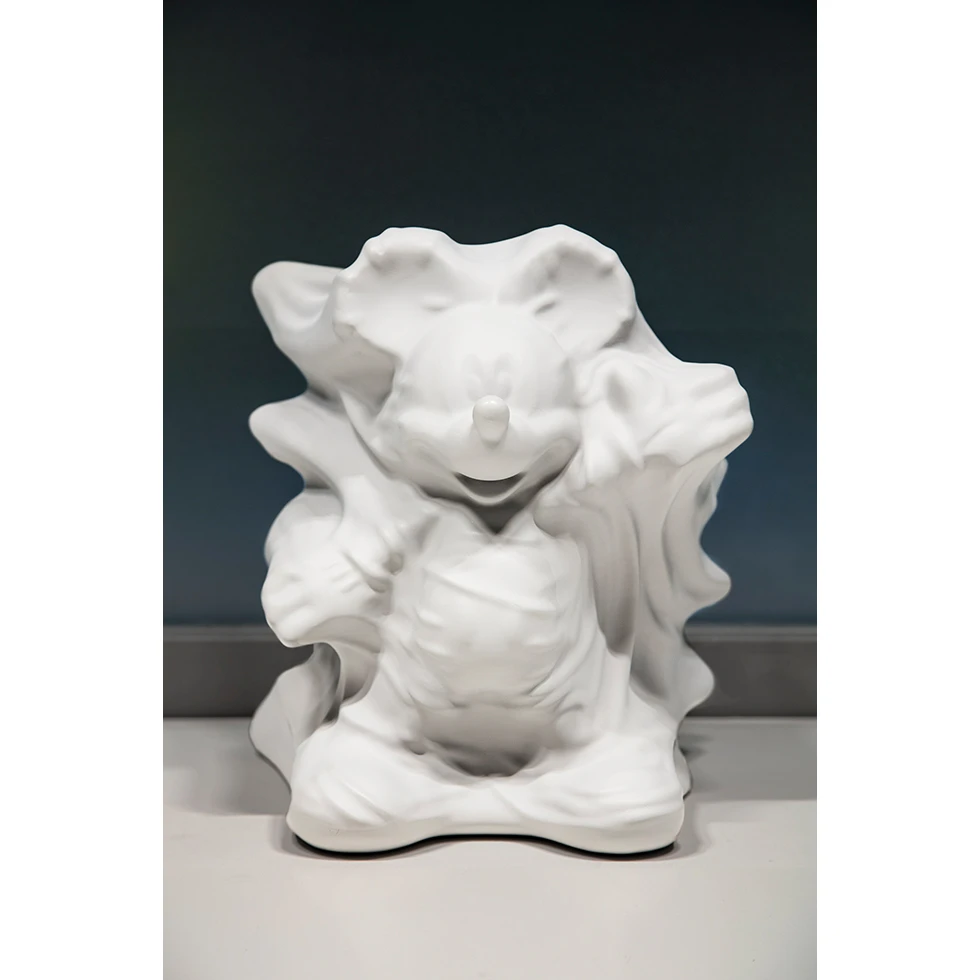 <a href="https://www.ueshima-collection.com/artist-list/7" style="color:inherit">DANIEL ARSHAM</a>:Hollow Mickey Gray