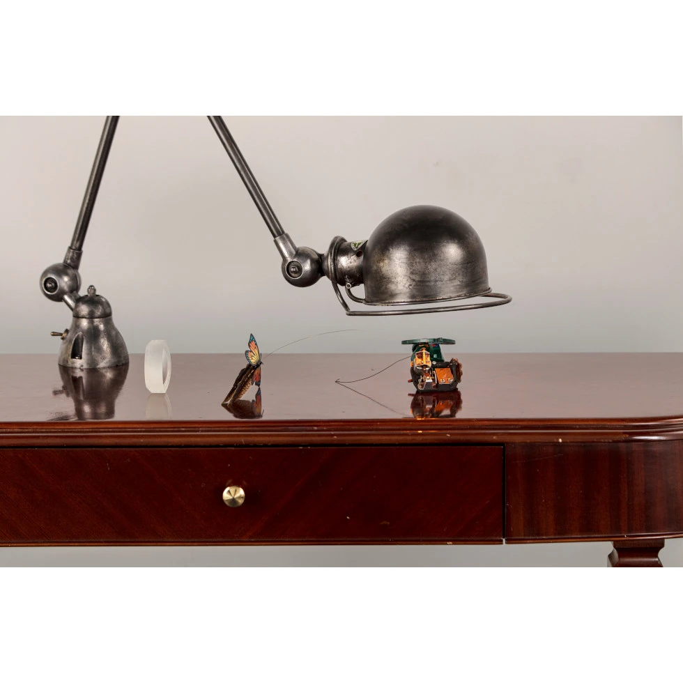 <a href="https://ueshima-collection.com/cn/artist-list/314" style="color:inherit">毛利悠子</a> / <a href="https://ueshima-collection.com/cn/artist-list/314" style="color:inherit">YUKO MOHRI</a>:變奏#1