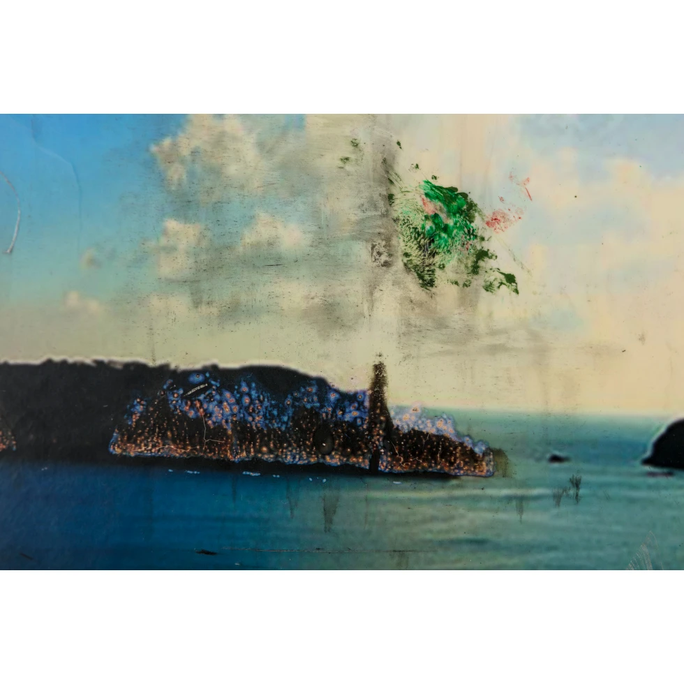 <a href="https://www.ueshima-collection.com/artist-list/327" style="color:inherit">HAROLD ANCART</a>:untitled