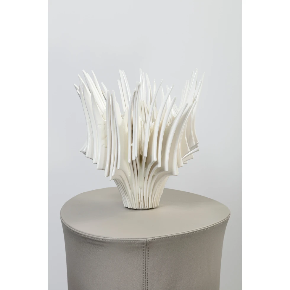 <a href="https://ueshima-collection.com/artist-list/254" style="color:inherit">奈良祐希</a> / <a href="https://ueshima-collection.com/artist-list/254" style="color:inherit">YUKI NARA</a>:Yuki Nara Pedestal + Bone Flower_1/f 「E」