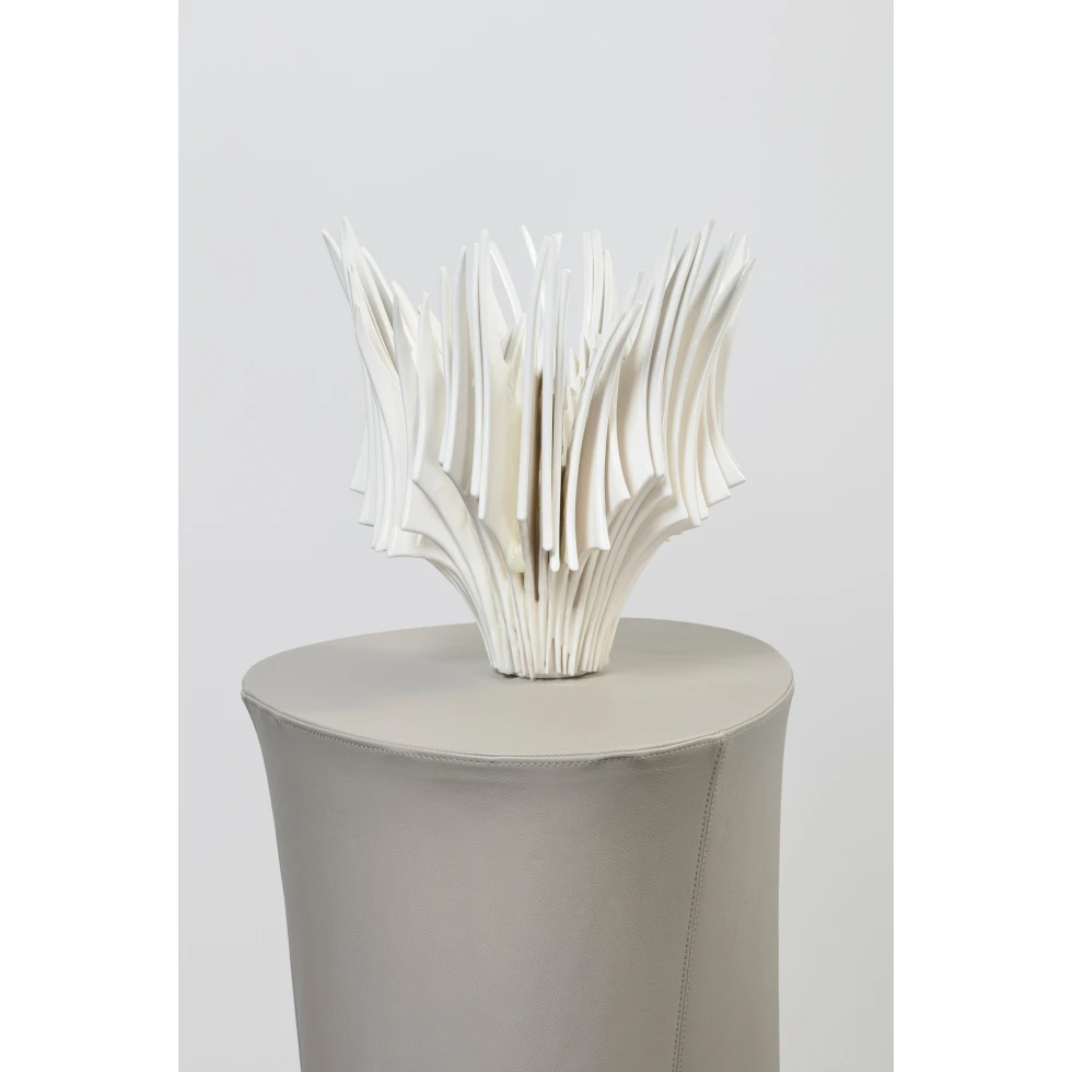 <a href="https://ueshima-collection.com/artist-list/254" style="color:inherit">奈良祐希</a> / <a href="https://ueshima-collection.com/artist-list/254" style="color:inherit">YUKI NARA</a>:Yuki Nara Pedestal + Bone Flower_1/f 「E」