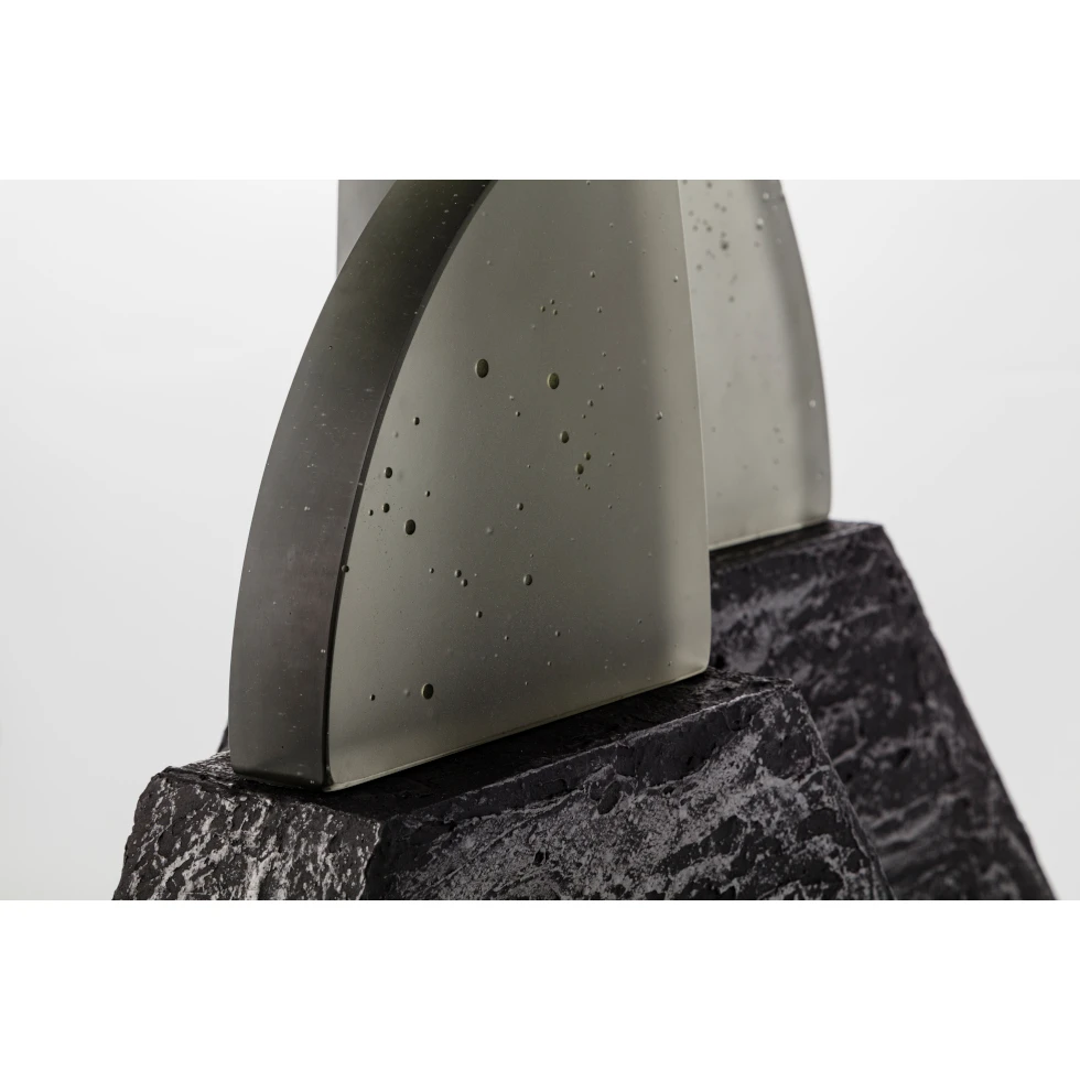 <a href="https://ueshima-collection.com/en/artist-list/275" style="color:inherit">TORKWASE DYSON</a>:Black Comp. 1 (Hypershapes)