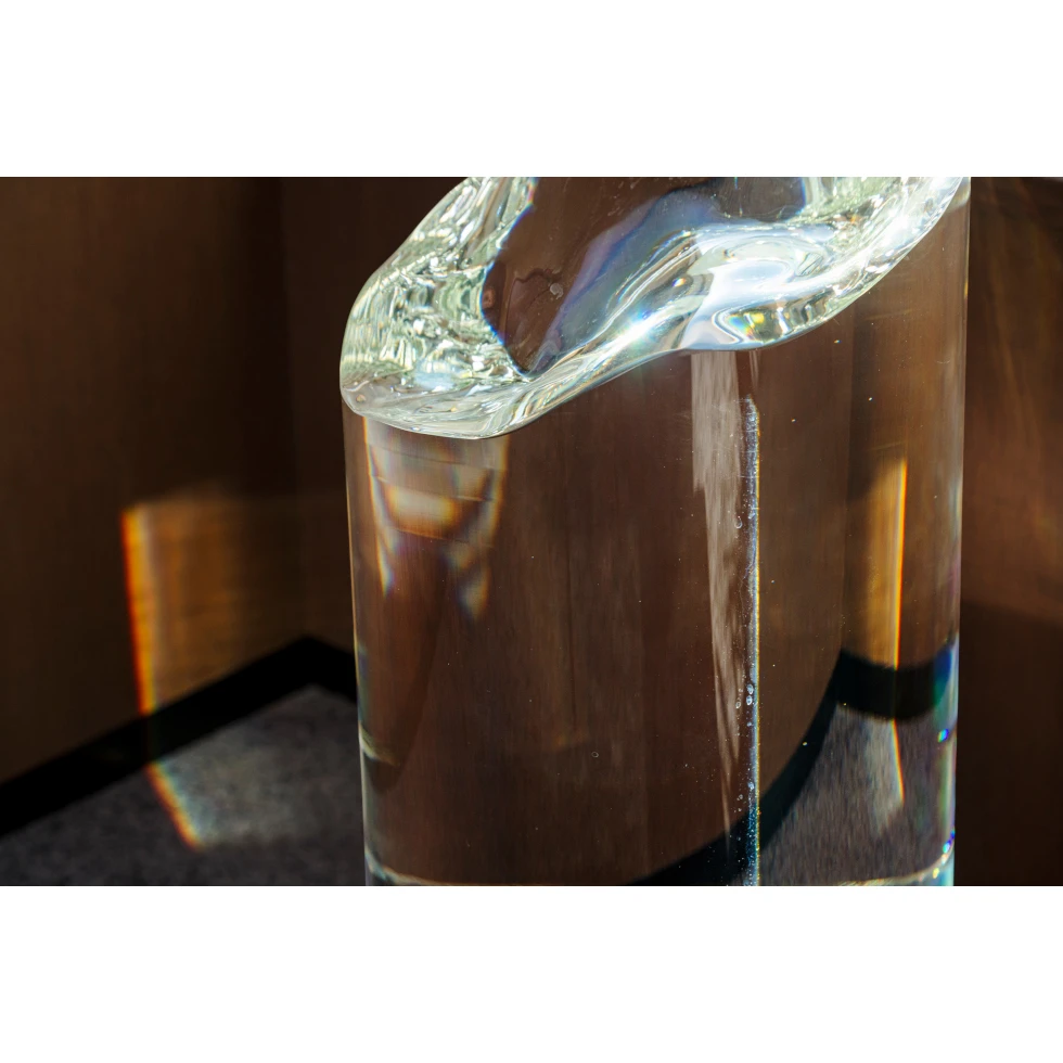 <a href="https://ueshima-collection.com/artist-list/340" style="color:inherit">Alicja Kwade</a>:SunderState V