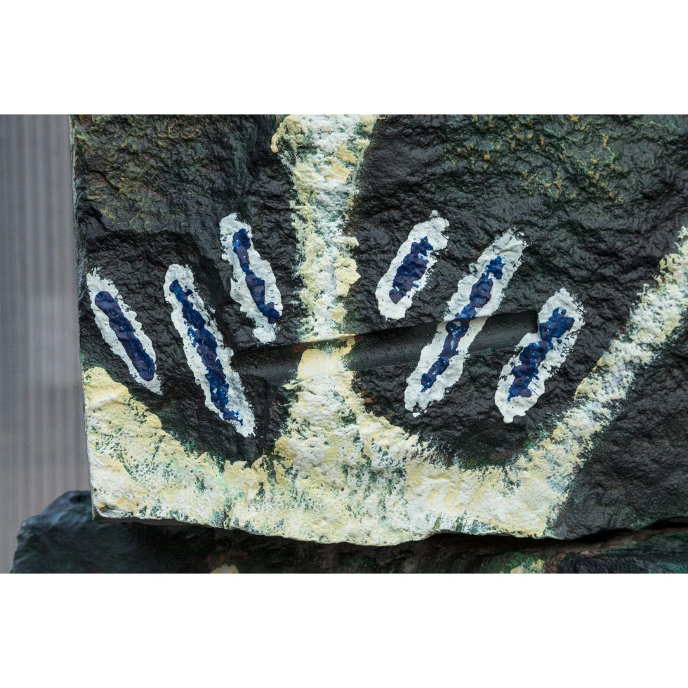<a href="https://www.ueshima-collection.com/artist-list/316" style="color:inherit">加藤泉</a> / <a href="https://www.ueshima-collection.com/artist-list/316" style="color:inherit">IZUMI KATO</a>:untitled
