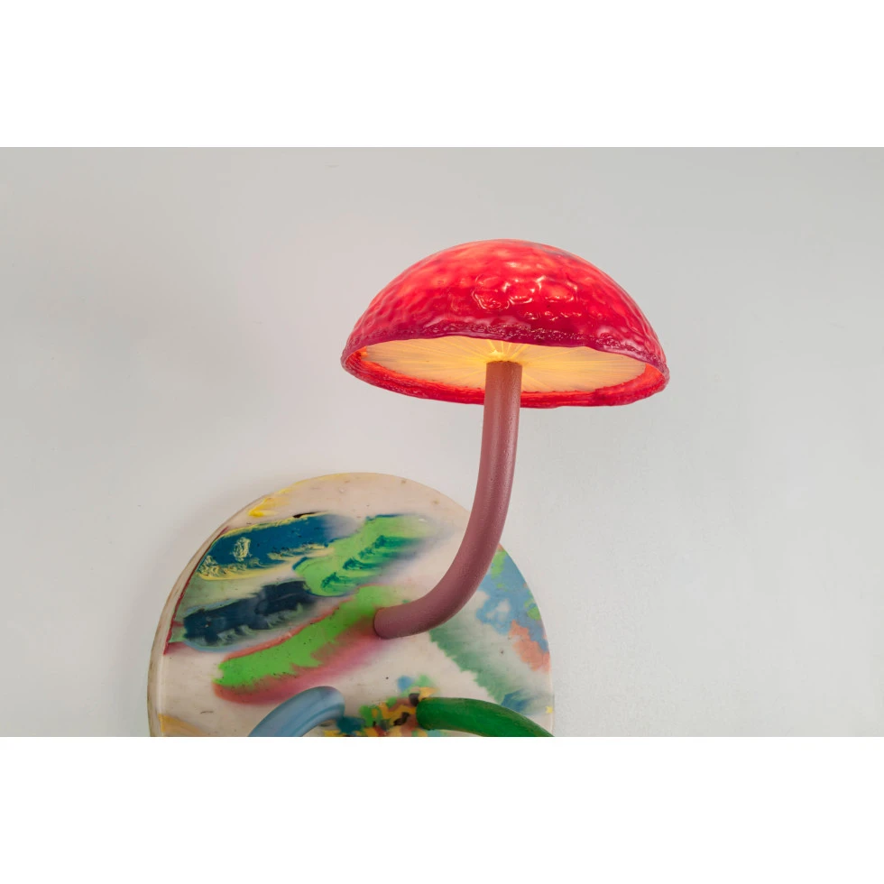 Mika Rottenberg:Lampshare (wall piece 5)