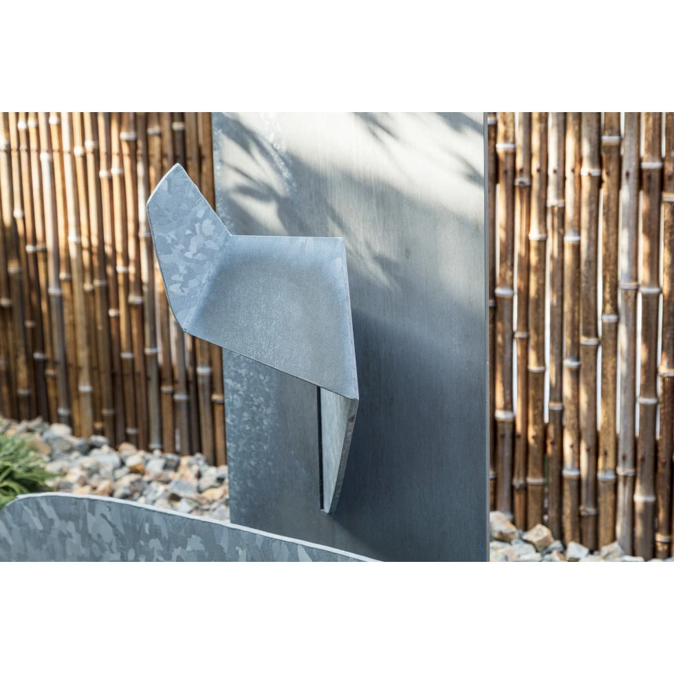 <a href="https://ueshima-collection.com/artist-list/355" style="color:inherit">イサム・ノグチ</a> / <a href="https://ueshima-collection.com/artist-list/355" style="color:inherit">ISAMU NOGUCHI</a>:坐禅 / Zazen