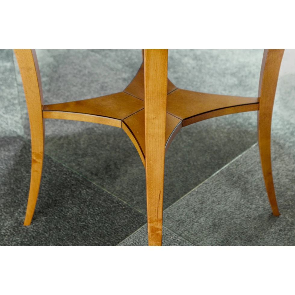 <a href="https://www.ueshima-collection.com/artist-list/340" style="color:inherit">Alicja Kwade</a>:Ein Tisch ist ein Bild (A table is a painting)