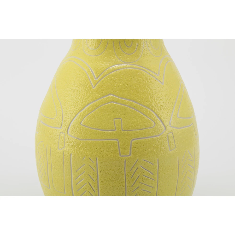 Shio Kusaka: (carved 94)