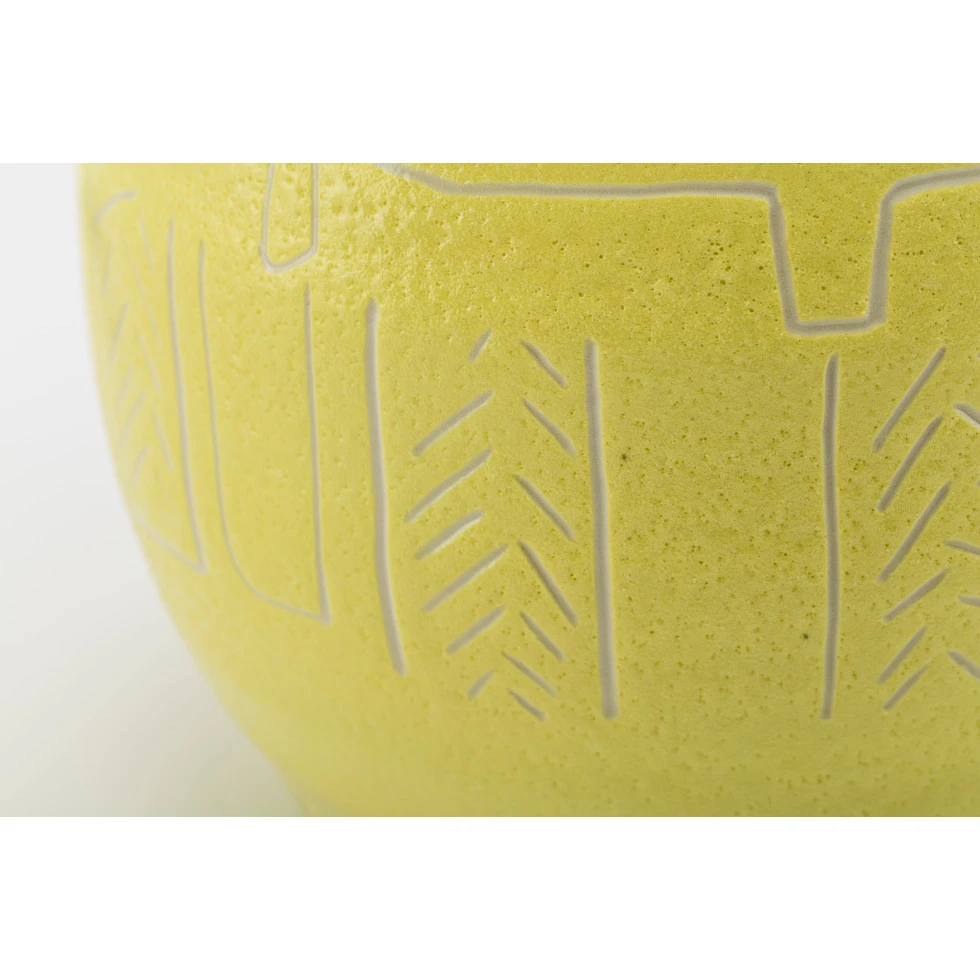 Shio Kusaka: (carved 94)