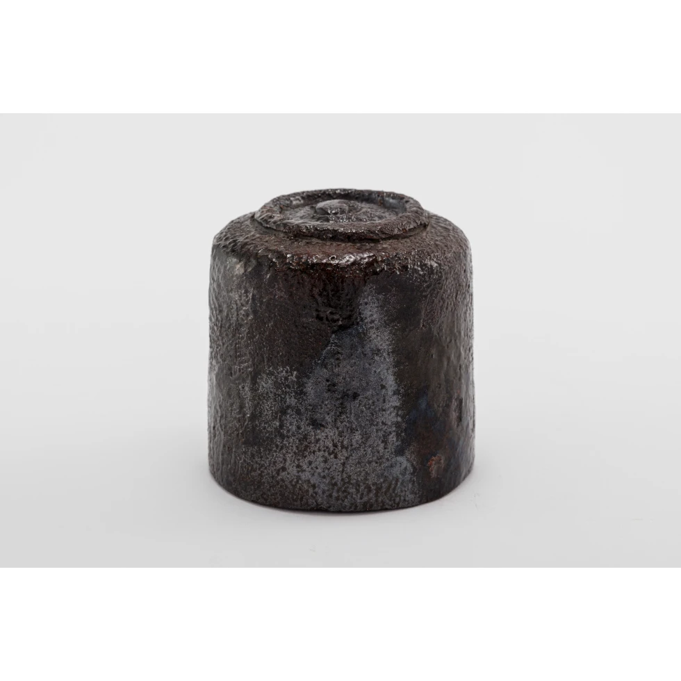 大樋芳土庵(初代) / Hodoan Ohi(I):黒筒茶碗　銘 冬籠 /  Black Cylindrical Tea Bowl named “Fuyugomori”