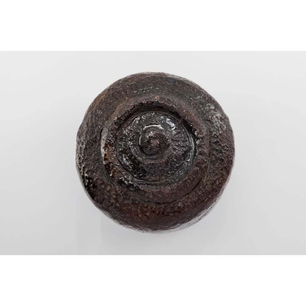大樋芳土庵(初代) / Hodoan Ohi(I):黒筒茶碗　銘 冬籠 /  Black Cylindrical Tea Bowl named “Fuyugomori”